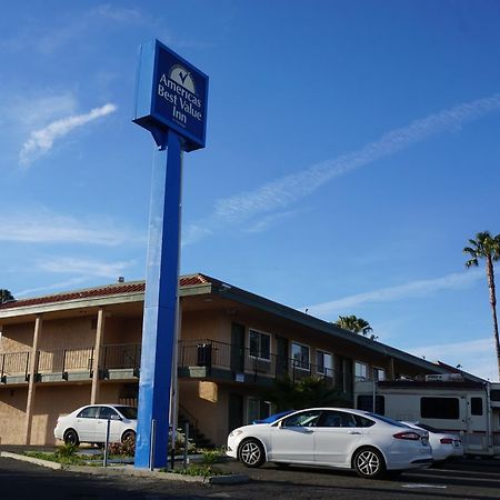 Americas Best Value Inn Thousand Oaks Εξωτερικό φωτογραφία